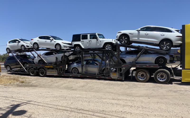 Mauricio's loaded trailer